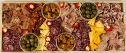 Spaanse vleeswarenplank