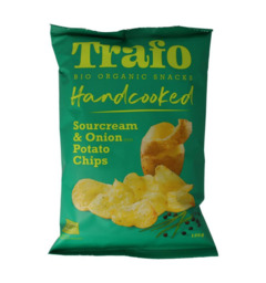 Handcooked chips sourcream & onion Trafo 125 gram Handcooked chips sourcream & onion Trafo 125 gram