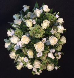 Bloemstuk Wit rond Bloemstuk Wit rond