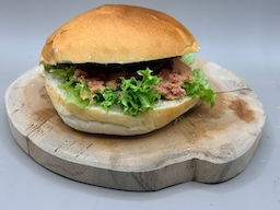 Broodje Vegetarische mediterraanse pate