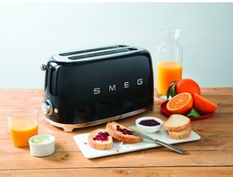 Smeg  broodrooster Zwart € 169,00 nu € 144,00 Smeg  broodrooster Zwart € 169,00 nu € 144,00