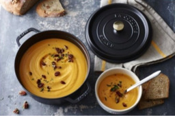 Staub braadpan mat zwart 26 cm van €  319,00 nu € 249,00 Staub braadpan mat zwart 26 cm van €  319,00 nu € 249,00