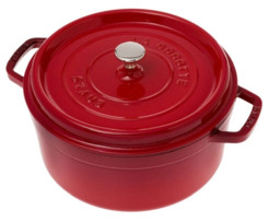 Staub braadpan rood 28cm van € 329,00 nu € 255,00 Staub braadpan rood 28cm van € 329,00 nu € 255,00