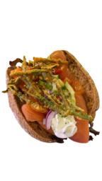 Italiaans broodje Noorse Zalm, roomkaas, augurkje, rode ui en zeekraalchips!