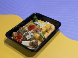 Zalmcannelloni in Kreeftenbisque