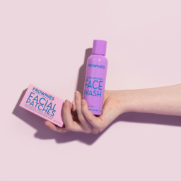 pH-Balancing Face Wash & Facial Patches voor het voorhoofd en tussen de ogen pH-Balancing Face Wash & Facial Patches voor het voorhoofd en tussen de ogen
