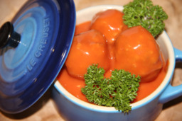 Balletjes in tomatensaus Balletjes in tomatensaus
