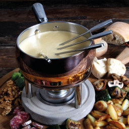 Zwitserse Kaasfondue Traditioneel Zwitserse Kaasfondue Traditioneel