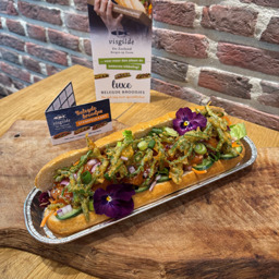 Broodje van de week: Demi baguette zalmsashimi met zeekraal